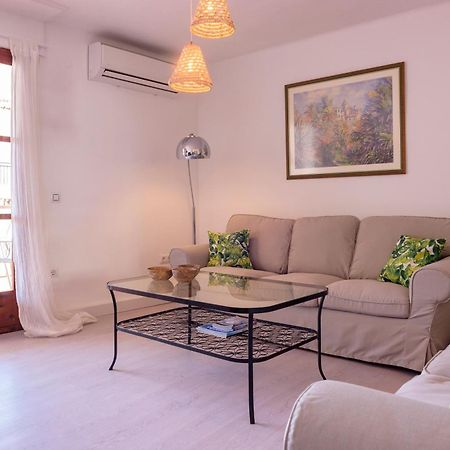 Port Perfection: Your Dream Apartment By The Beach Javea Exterior photo