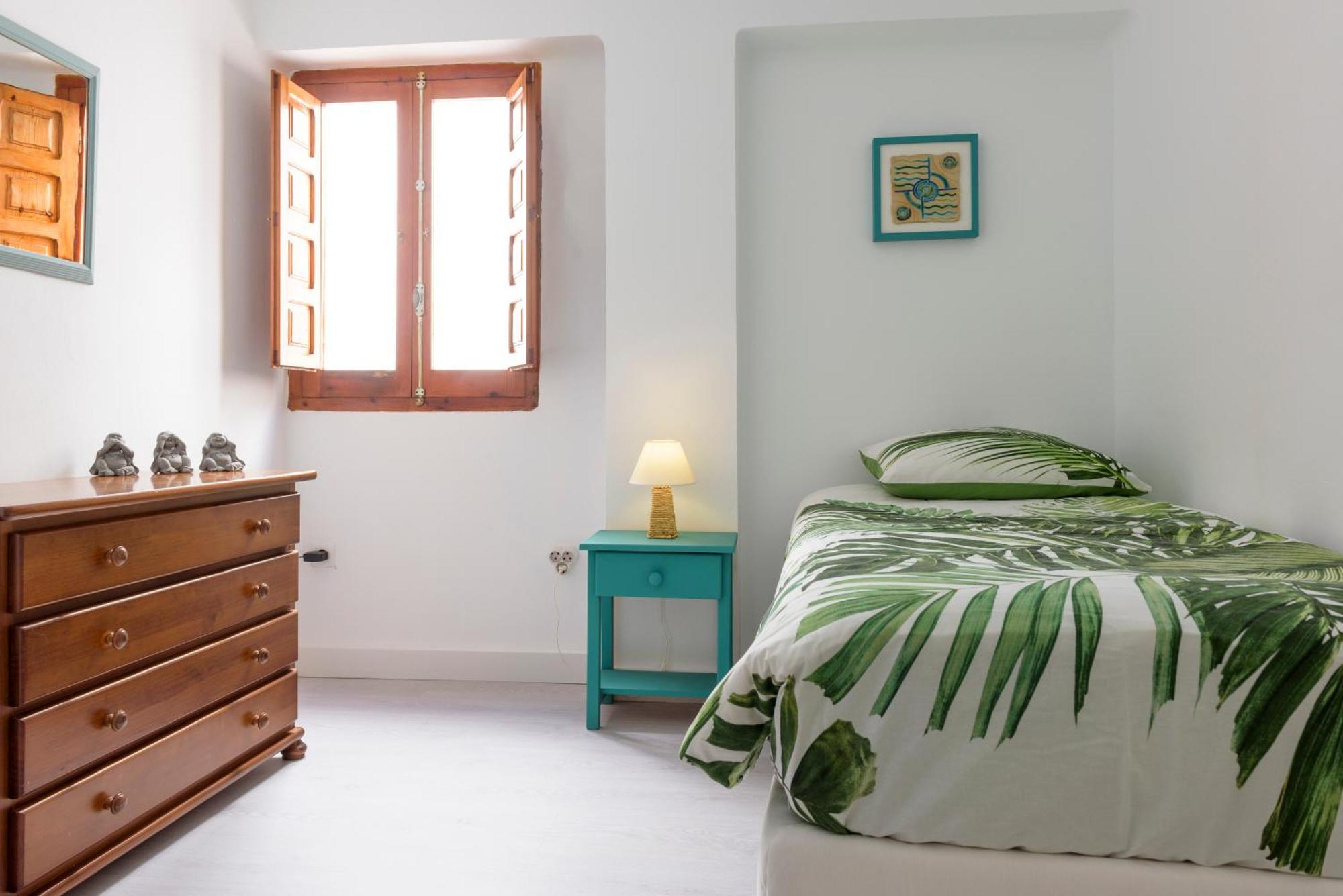 Port Perfection: Your Dream Apartment By The Beach Javea Exterior photo