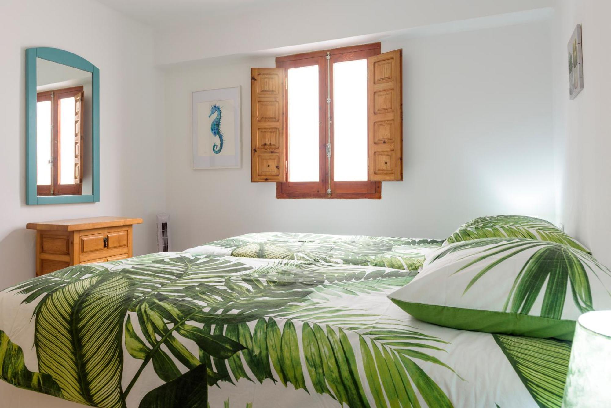 Port Perfection: Your Dream Apartment By The Beach Javea Exterior photo